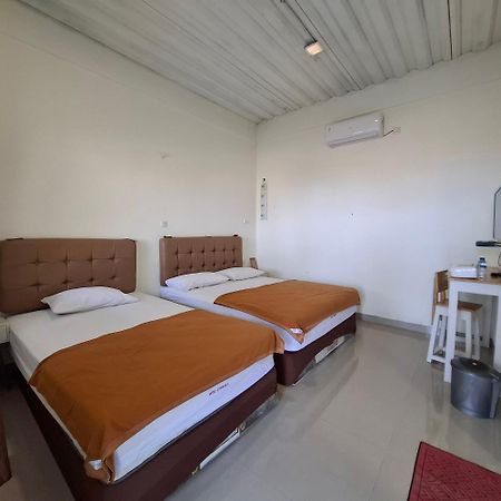 Ciemas Hotel Cipunaga מראה חיצוני תמונה