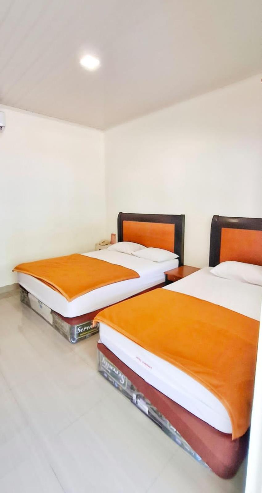 Ciemas Hotel Cipunaga מראה חיצוני תמונה
