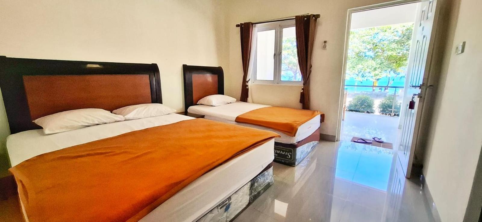 Ciemas Hotel Cipunaga מראה חיצוני תמונה